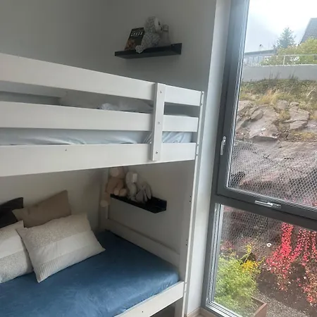 Holiday home Town House Med 4 Soverom Pa Husoy Havn *